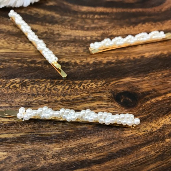 Faux Pearl Embellished Bobby Pin Set - Picture 2 of 3